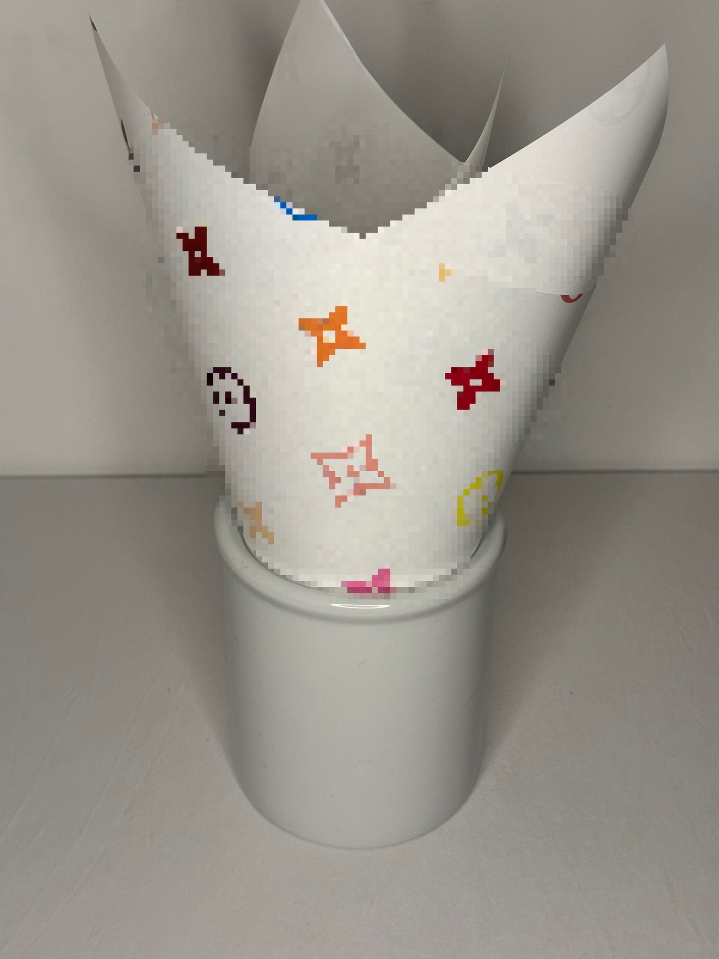 LV Print White/Rainbow Paper